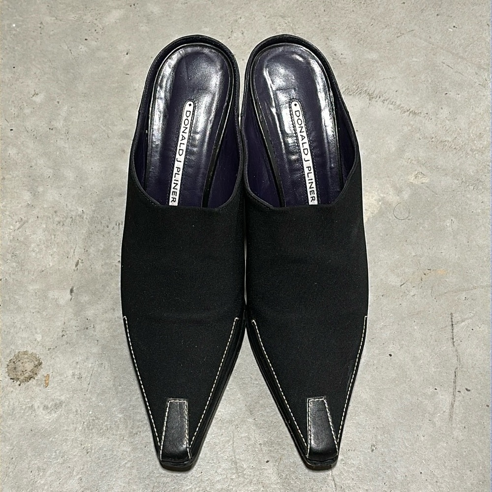 Donald J. Pliner Black Mules / Size‎ 7.5 / Uu-16